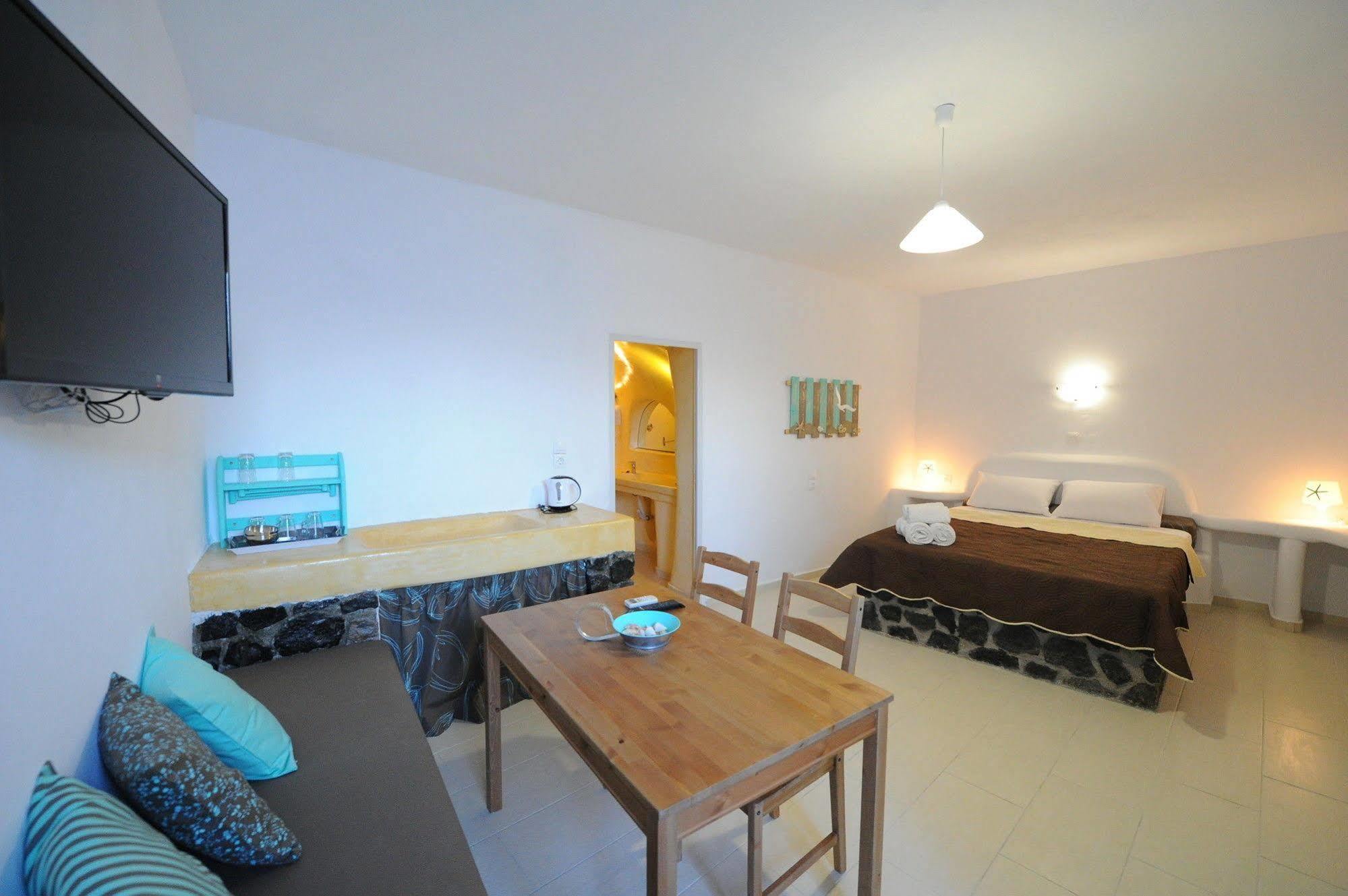 Manias Fira Residences Eksteriør billede
